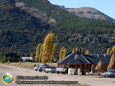 Foto Parador en lago Meliquina (Santiago Gaudio)