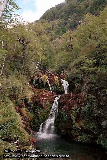 Foto Salto de agua (Ezequiel Scagnetti)