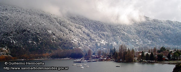 Foto Lago Lácar (Guillermo Hermosilla)