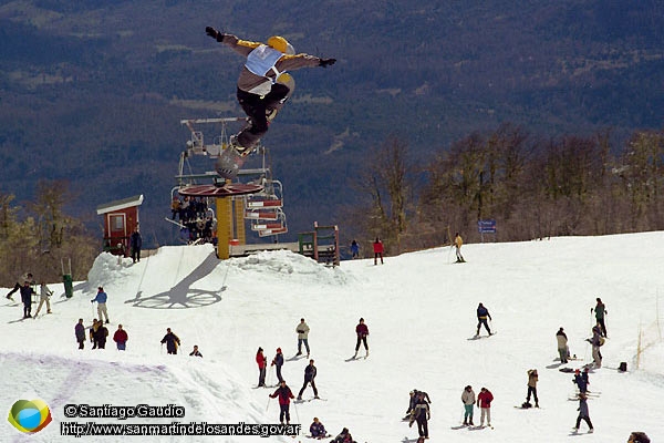 Foto Salto en snowboard (Santiago Gaudio)