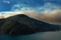 Foto Incendio desde el Lácar (Adriana Mussi)